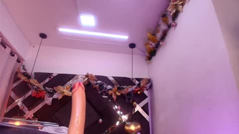 Violeta online show from 12.10.24