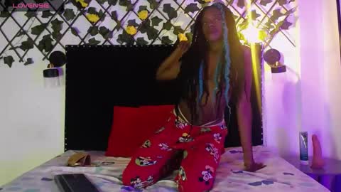 Zoey online show from 09.20.25