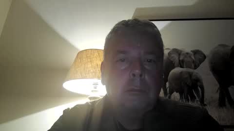 Snapshot of w714546 chatting on 09.11.25 Faustocoppiopinion online show from 09.11.25