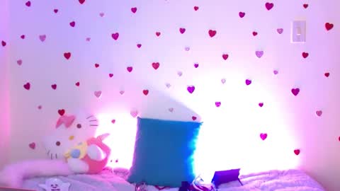 kitty SUPORT ME AND MY BABY SINGLE MOMY online show from 03.08.25
