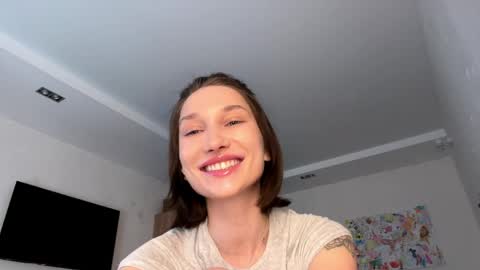 Snapshot of waiauyong chatting on 04.13.26 Sarah online show from 04.13.26