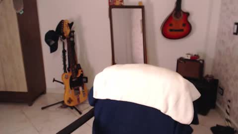 John online show from 10.05.25