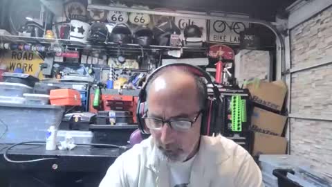 Snapshot of wakesblowinclouds chatting on 10.23.25 wakesblowinclouds online show from 10.23.25