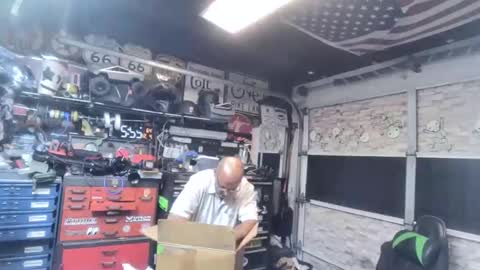 wakesblowinclouds online show from 12.05.25