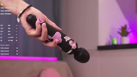  Lina online show from 10.09.25