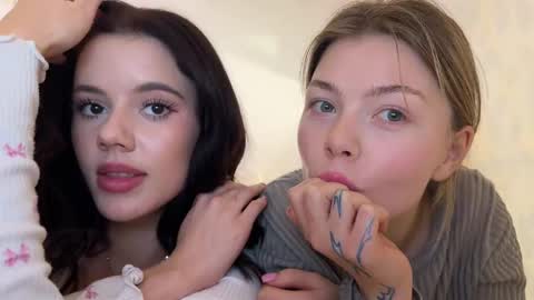 Mia online show from 12.03.24