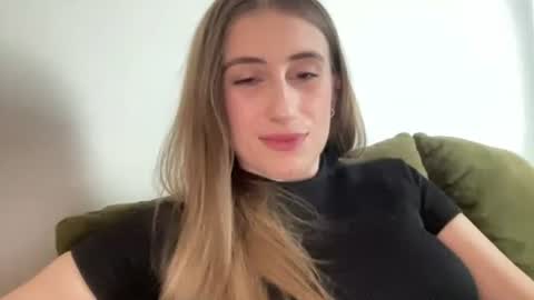 walkiria19 online show from 02.08.26