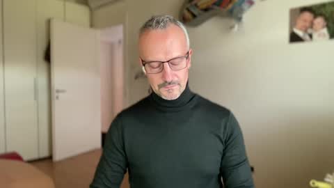 Snapshot of walky78 chatting on 01.24.25 walky78 online show from 01.24.25