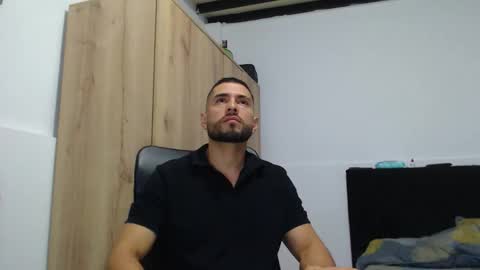 WALTER BROWN  online show from 11.09.25