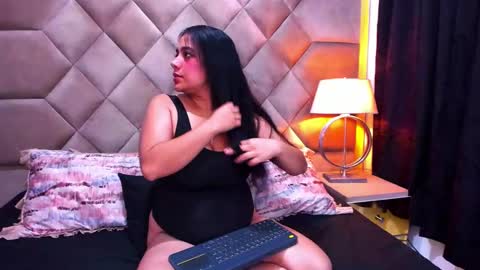 Wanda and Ember online show from 03.04.25