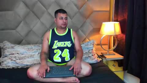 Wanda and Ember online show from 03.07.25