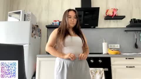 Helen online show from 07.14.26