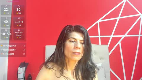 Wanda Milf online show from 01.15.25