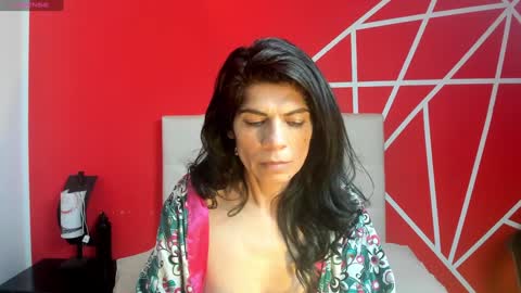 Wanda Milf online show from 01.17.25