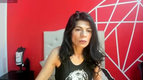 Wanda Milf online show from 01.17.25