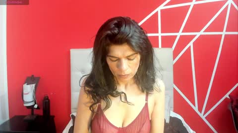 Wanda Milf online show from 01.19.25