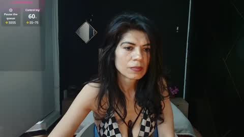 Wanda Milf online show from 02.06.25