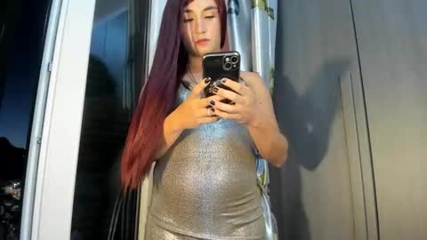 Snapshot of wanderlust_xxx chatting on 09.29.25 Sarah Catalina Amado. Wanderlust online show from 09.29.25