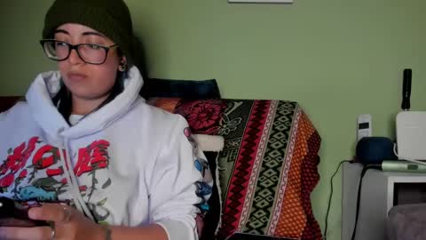 Waningrose  Lu online show from 02.15.25