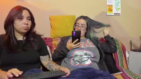 Waningrose  Lu online show from 09.16.25