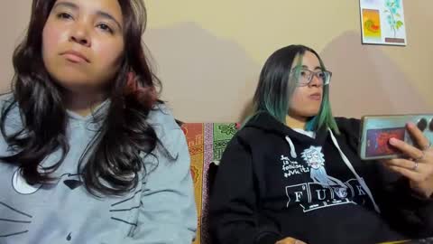 Waningrose  Lu online show from 09.28.25