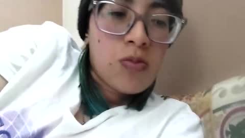 Waningrose  Lu online show from 10.19.25