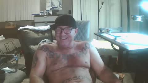 inittogetitin online show from 12.14.25