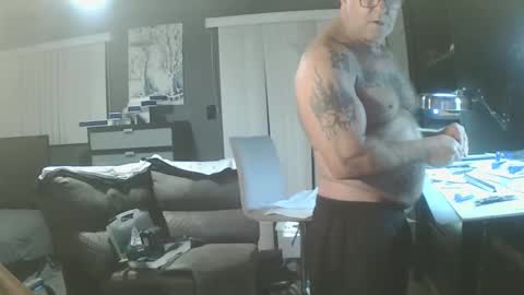 inittogetitin online show from 12.15.25