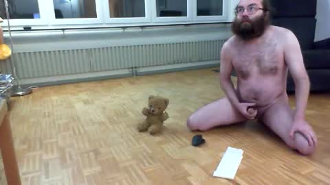 wantsahug online show from 11.19.25