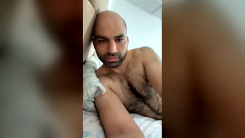 waqasshaukat762 online show from 04.15.26