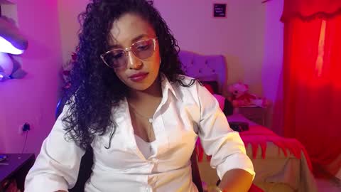 Snapshot of warisgoddes chatting on 12.31.24 EMILY online show from 12.31.24