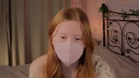 lira and flo online show from 01.11.26