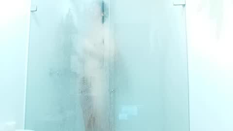 Snapshot of warrenkener chatting on 09.17.25 Warren Kener online show from 09.17.25