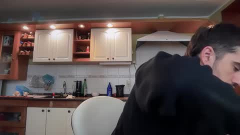 Snapshot of wat___sapbody chatting on 10.28.25 wearetwo online show from 10.28.25