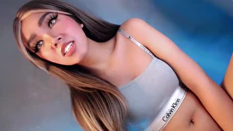 Isla Fox online show from 09.21.25