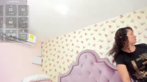 Milf Latina online show from 08.04.26