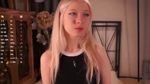 Lily online show from 03.15.26