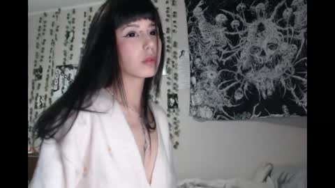 Mina online show from 05.11.26