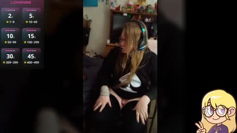 Snapshot of waysoft23 chatting on 12.12.24 Ash online show from 12.12.24