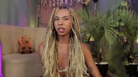 Snapshot of wayuu_goddess chatting on 01.08.25 Wayuu Goddess 3 online show from 01.08.25