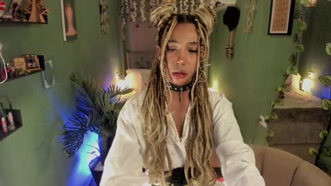 Snapshot of wayuu_goddess chatting on 01.16.25 Wayuu Goddess 3 online show from 01.16.25