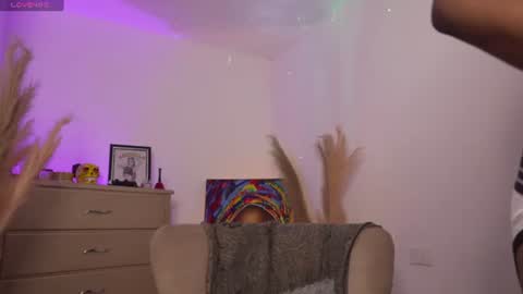 Snapshot of wayuu_goddess chatting on 06.11.26 Wayuu Goddess 3 online show from 06.11.26