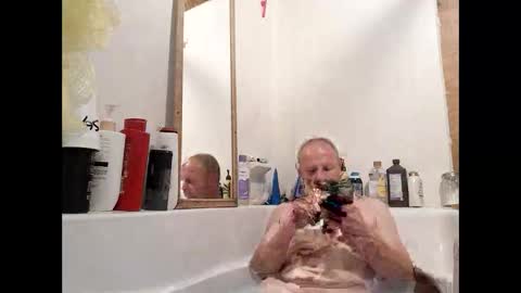 wcnmail24 online show from 03.10.26