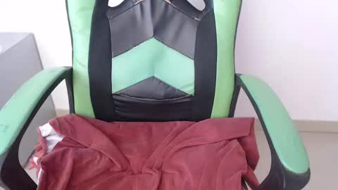 Trixie 3 online show from 04.23.26