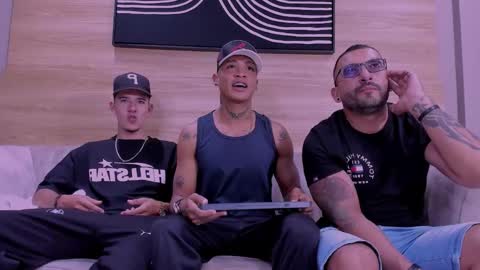 Jhonny Dick  his neighbors. online show from 03.09.26