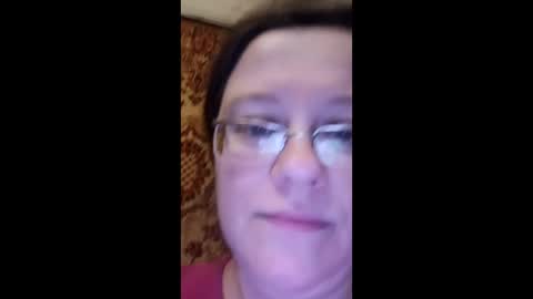 Snapshot of webgirl2 chatting on 01.08.25 Marina online show from 01.08.25