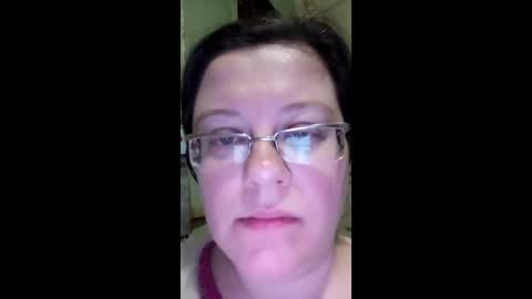 Snapshot of webgirl2 chatting on 01.16.25 Marina online show from 01.16.25