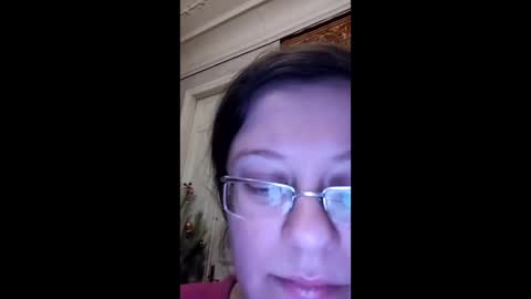 Snapshot of webgirl2 chatting on 02.07.25 Marina online show from 02.07.25