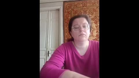 Snapshot of webgirl2 chatting on 04.24.26 Marina online show from 04.24.26