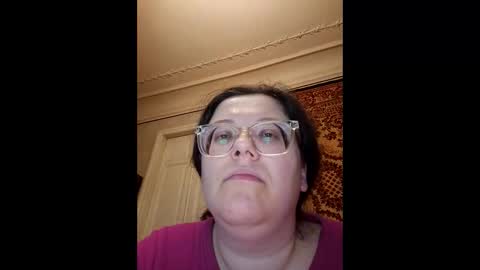 Snapshot of webgirl2 chatting on 05.13.26 Marina online show from 05.13.26